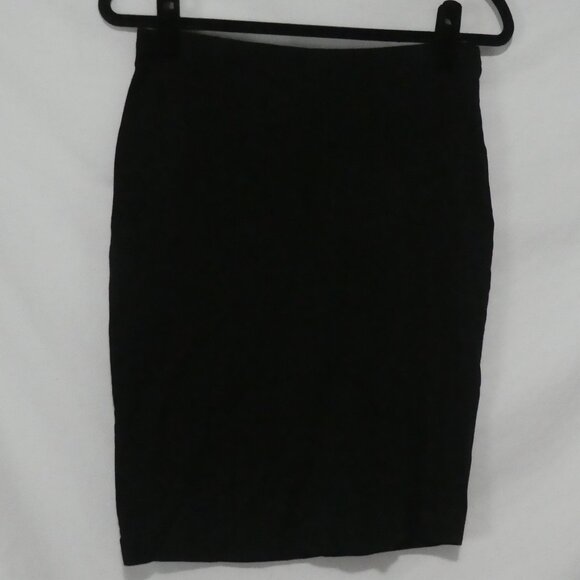 H&M - Basic | medium | Lightweight Black Slip-On Skirt | NWOT - Picture 1 of 14